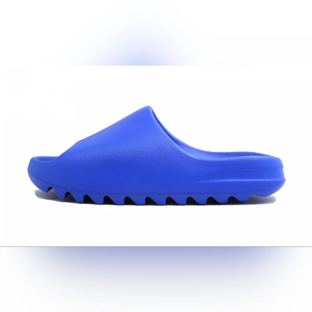 Yeezy sleek single